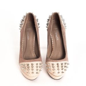very stylish rock style heels with metal 7 size